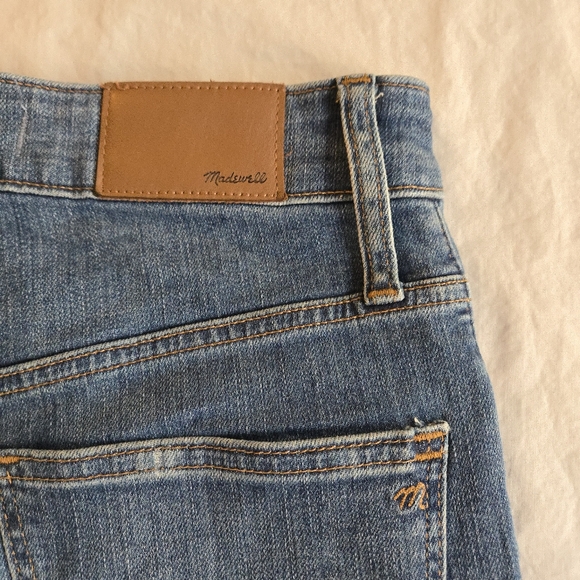 Madewell Curvy 11" High Rise Skinny Crop Medium Blue Wash - Picture 11 of 11